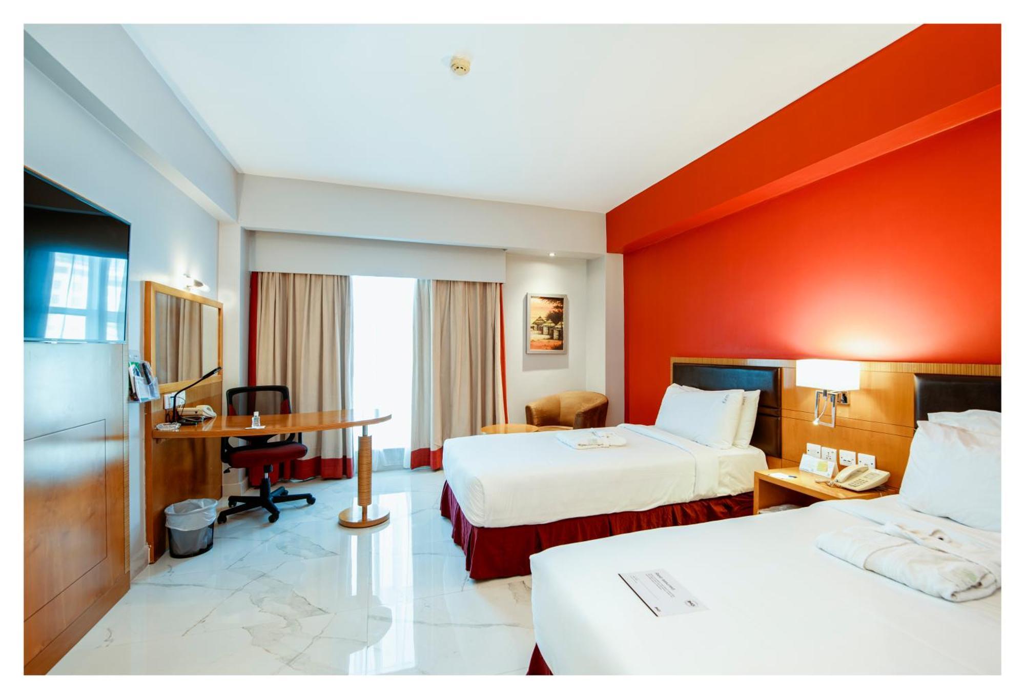 Premium Twin Room Lounge Access Smoking,1662992380:JPEG